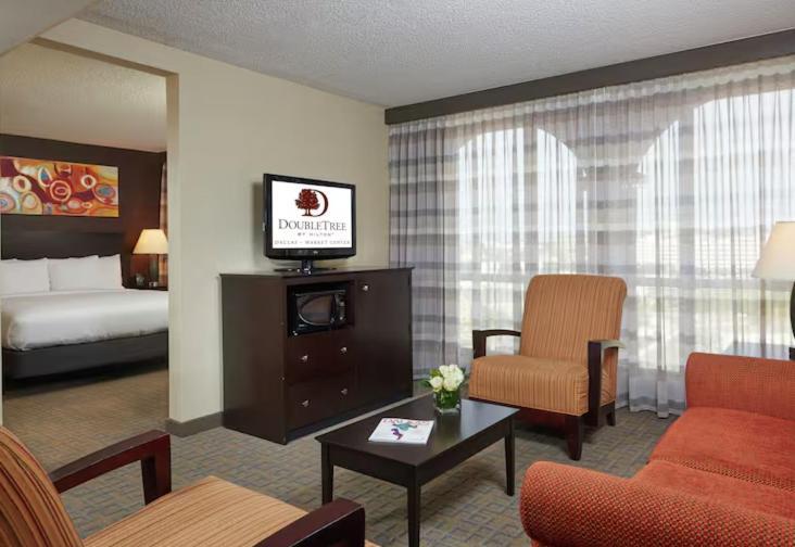 Doubletree By Hilton Dallas Market Center Luaran gambar